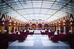 spain-glass-ceiling-hotel